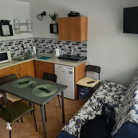 Lägenhet Bibis 18 Pobierowo
